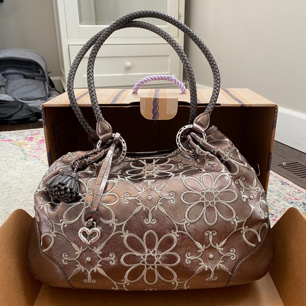 Beautiful and spacious Brighton purse